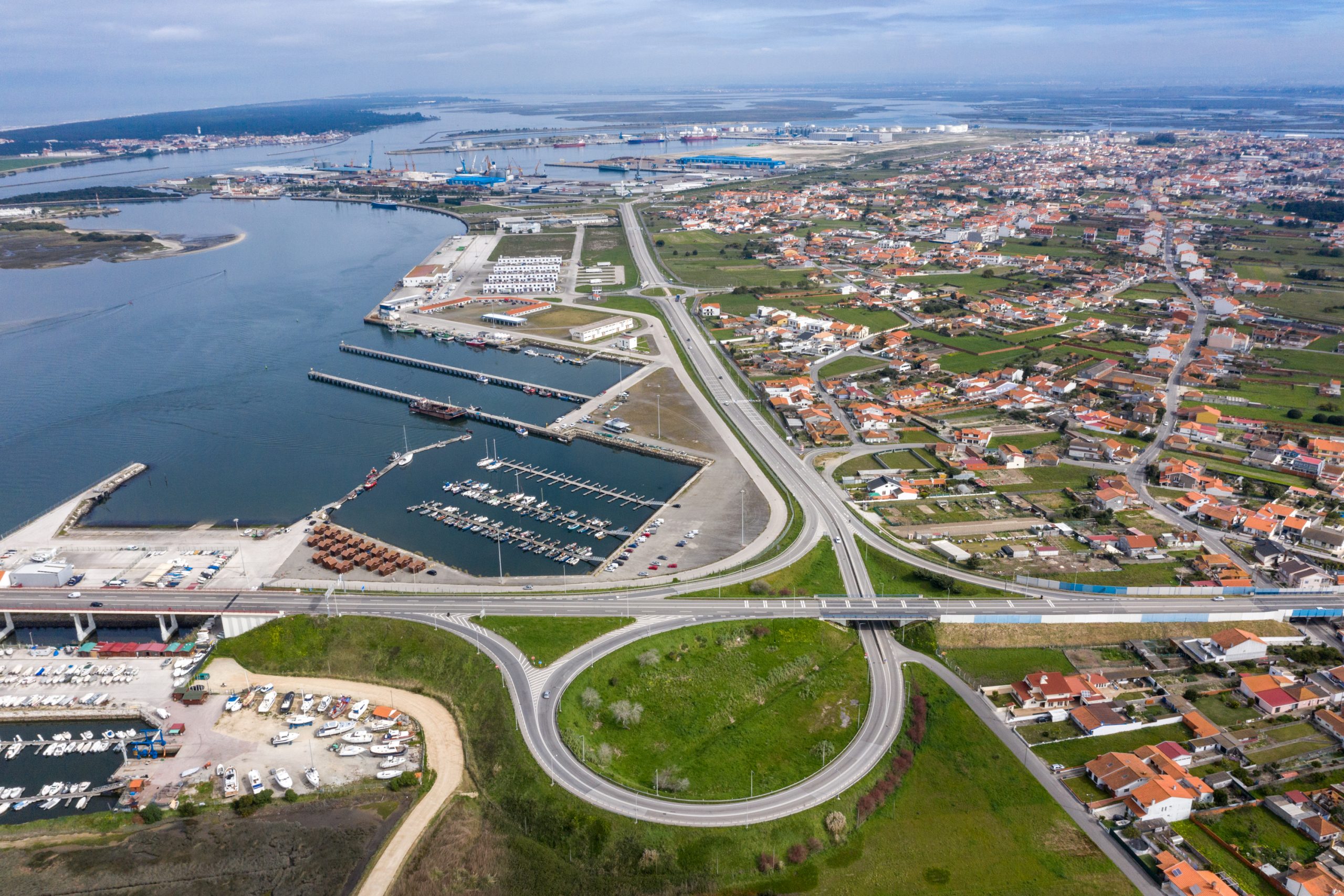 A-AAGORA instala Biohuts no Porto de Aveiro para melhorar a biodiversidade da Ria